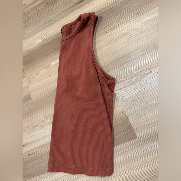 SHEIN Ribbed Tank Tank - Picture 4 of 5